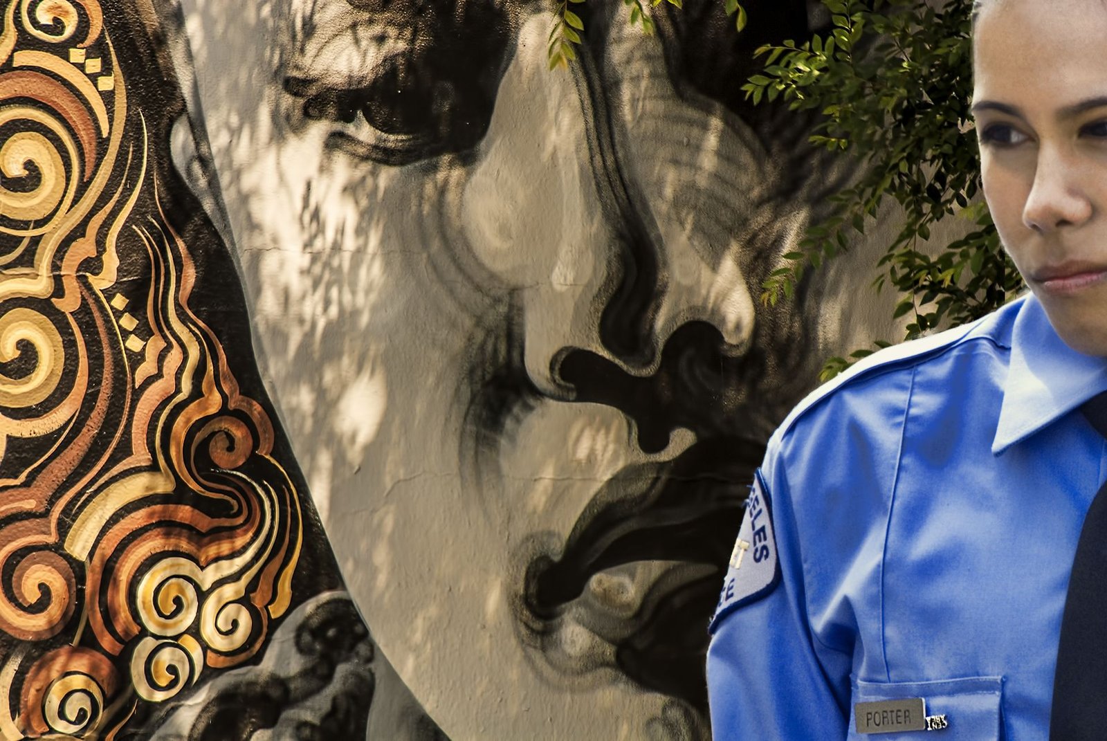 LA cop and a Mural